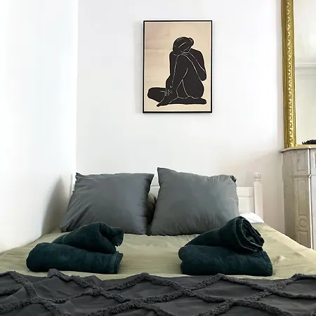 Lovely Haussmannian Flat In Montparnasse * Paris