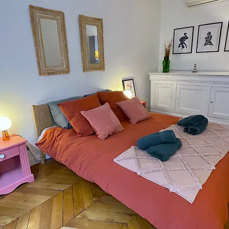 Lovely Haussmannian Flat In Montparnasse Appartamento